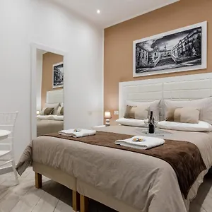 Residenze Chamur Via Volturno Italia