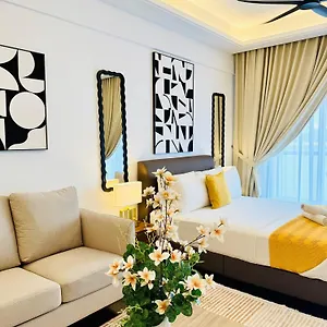 R&f Princess Cove By Homefort Hotel