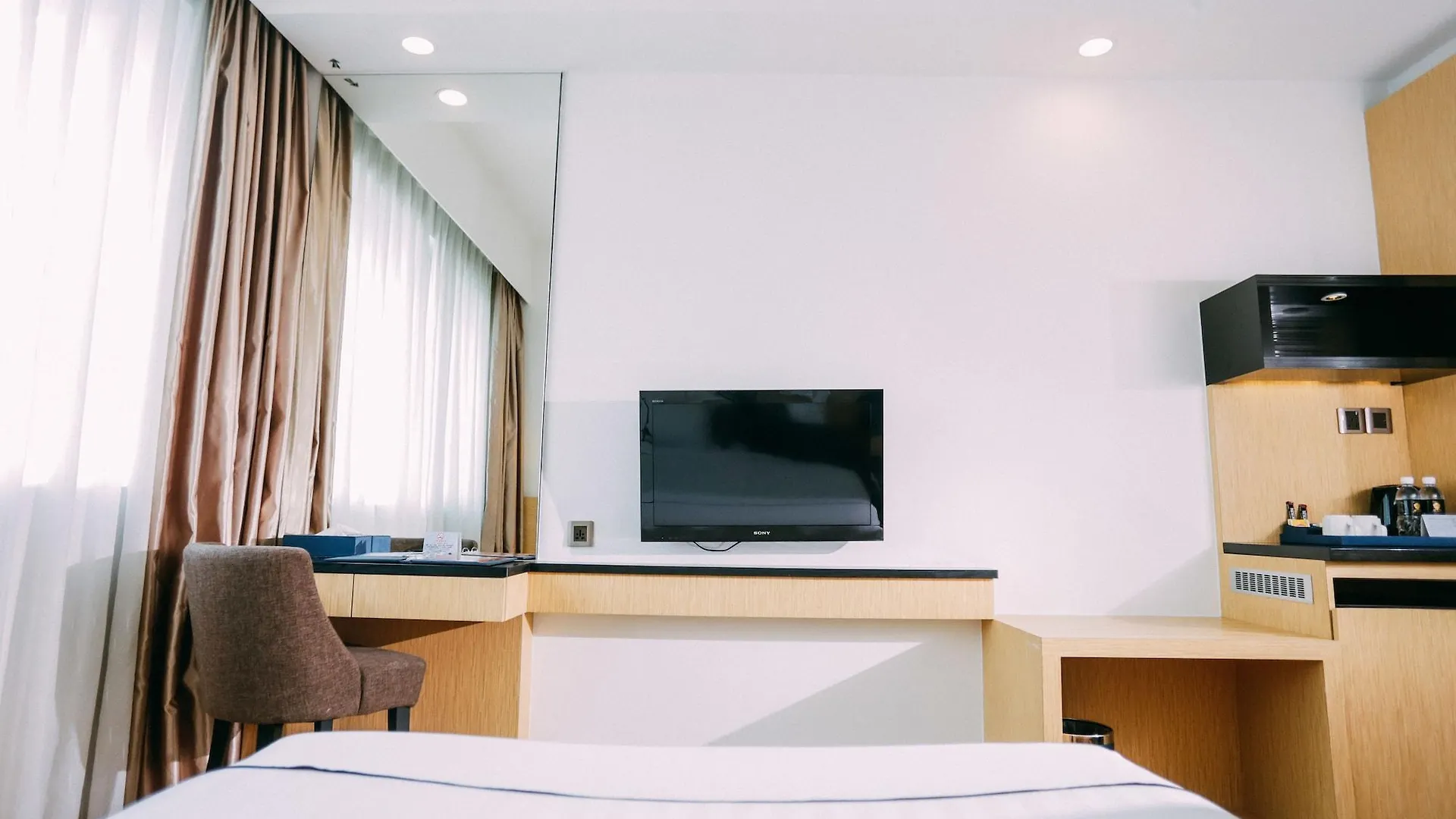 Hotel Granada Johor Bahru 4*,